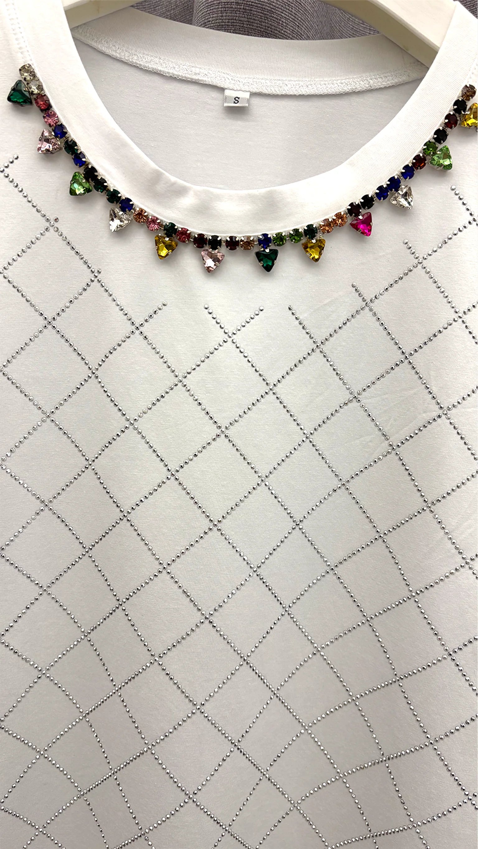 Rhinestone Neckline Embellished T-Shirt - Crystal Collar Design